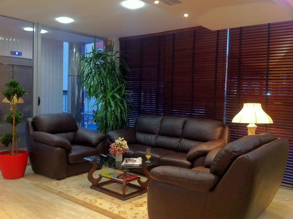 Hotel Adria พริสตีนา ห้อง รูปภาพ